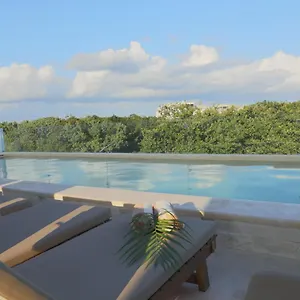 Blanco Tulum Pueblo